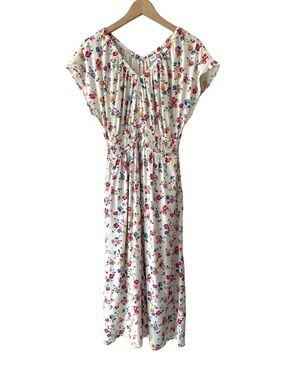 GAP Floral smocked V-neck maxi midi dress XS ivory pockets cottagecore feminine